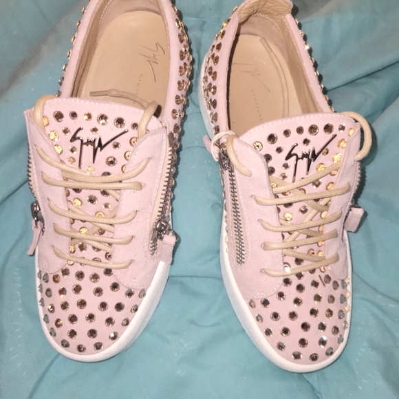 Giuseppe Sneakers - Picture 1 of 10